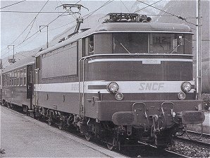 Electric locomotive class BB 25100 for &quot;Savoie&quot;<br /><a href='images/pictures/Roco/43573.jpg' target='_blank'>Full size image</a>